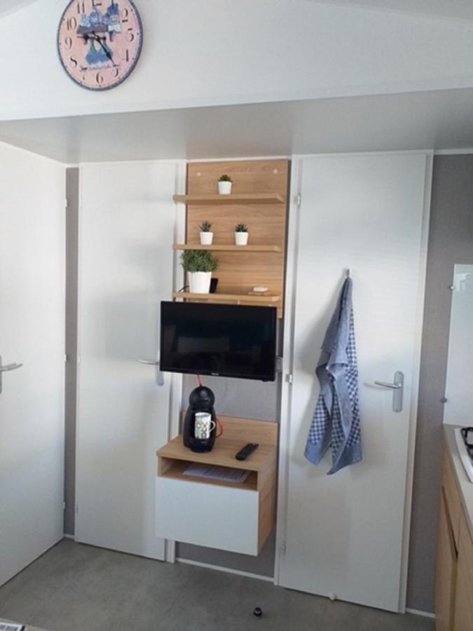 Mhvacances Louent Plusieurs Mobilhomes Dans Camping 4 Etoiles A 200M De La Plage Et Cure Thermale Canet-en-Roussillon Exterior foto