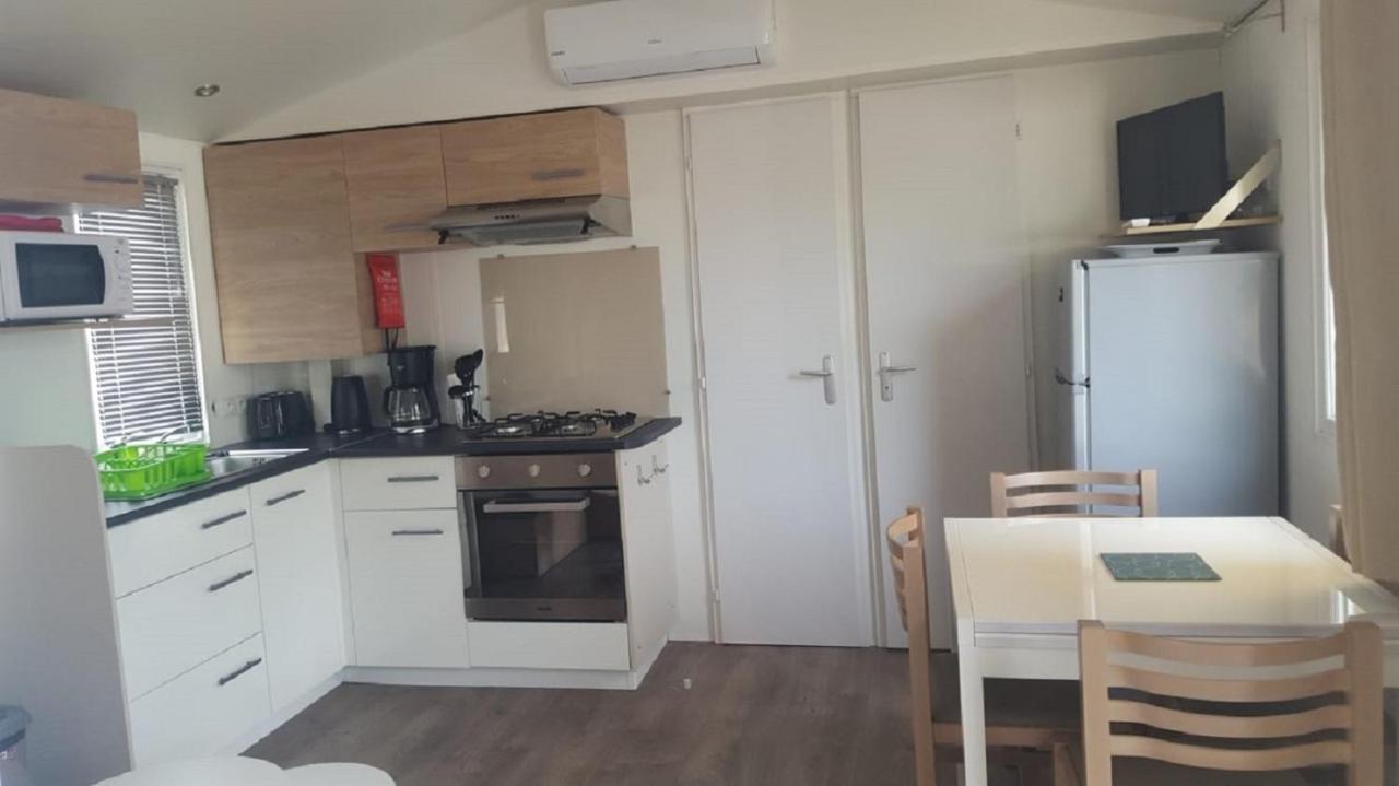 Mhvacances Louent Plusieurs Mobilhomes Dans Camping 4 Etoiles A 200M De La Plage Et Cure Thermale Canet-en-Roussillon Exterior foto